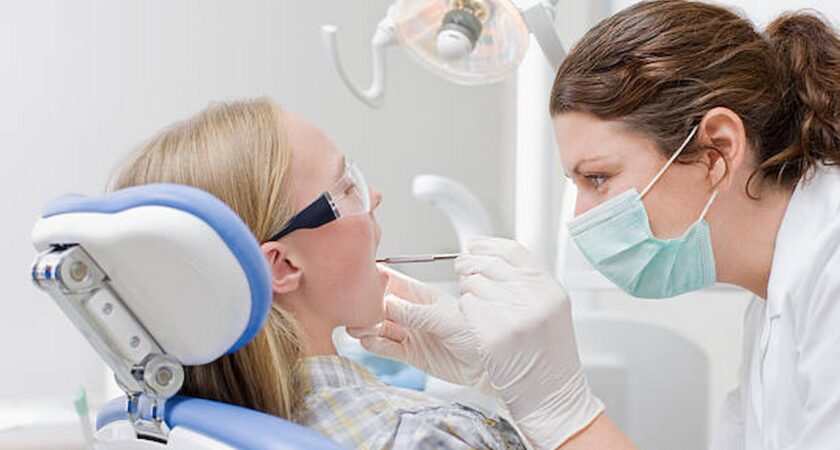 A Good Dentist Helps To Maintain Strong Oral Health