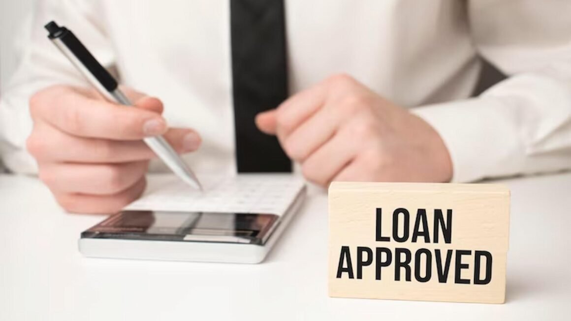 From Click to Cash: The Quick Guide to Understanding Instant Loans Online